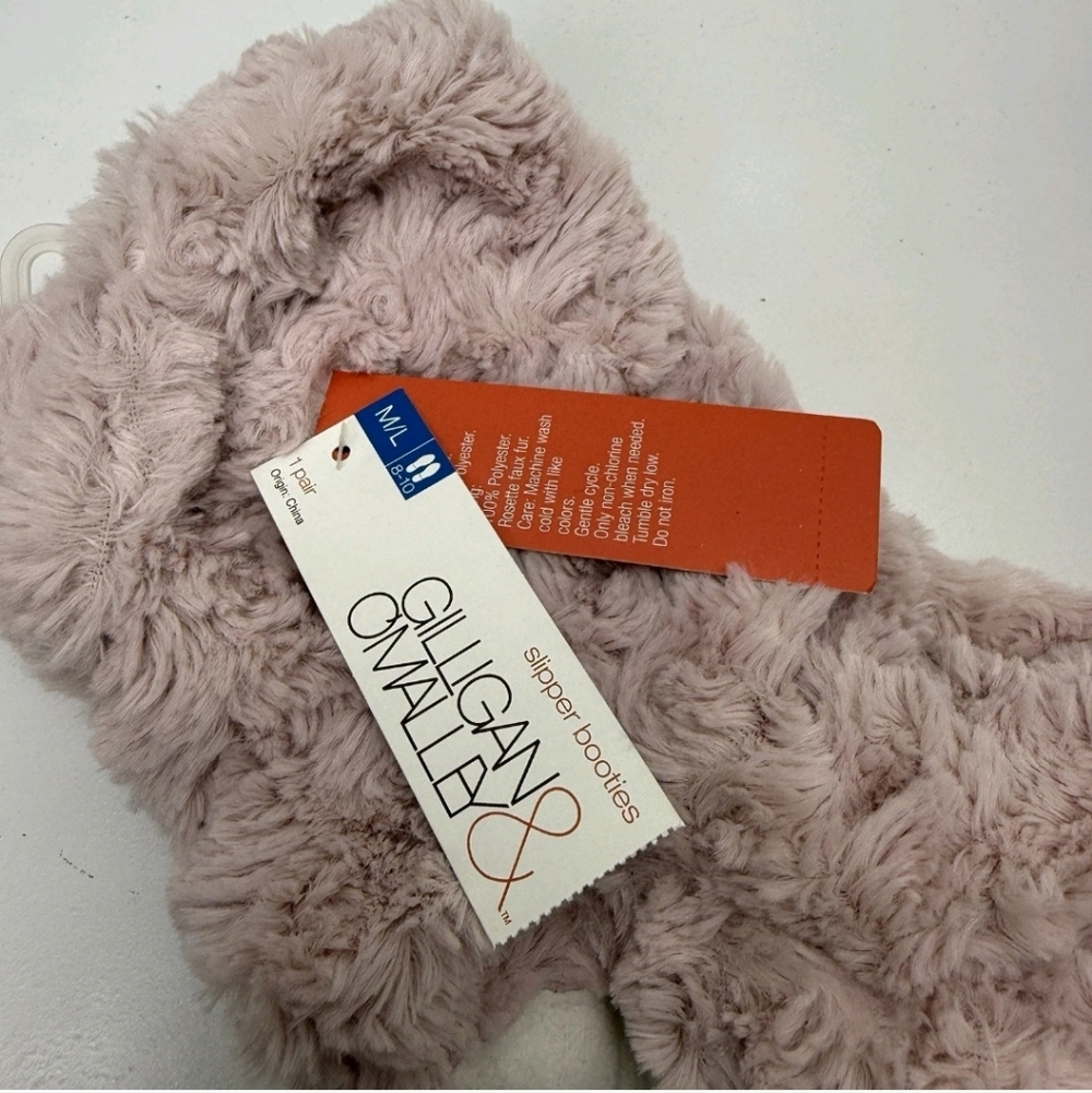 Gilligan & O'Malley Plush Pink Slippers